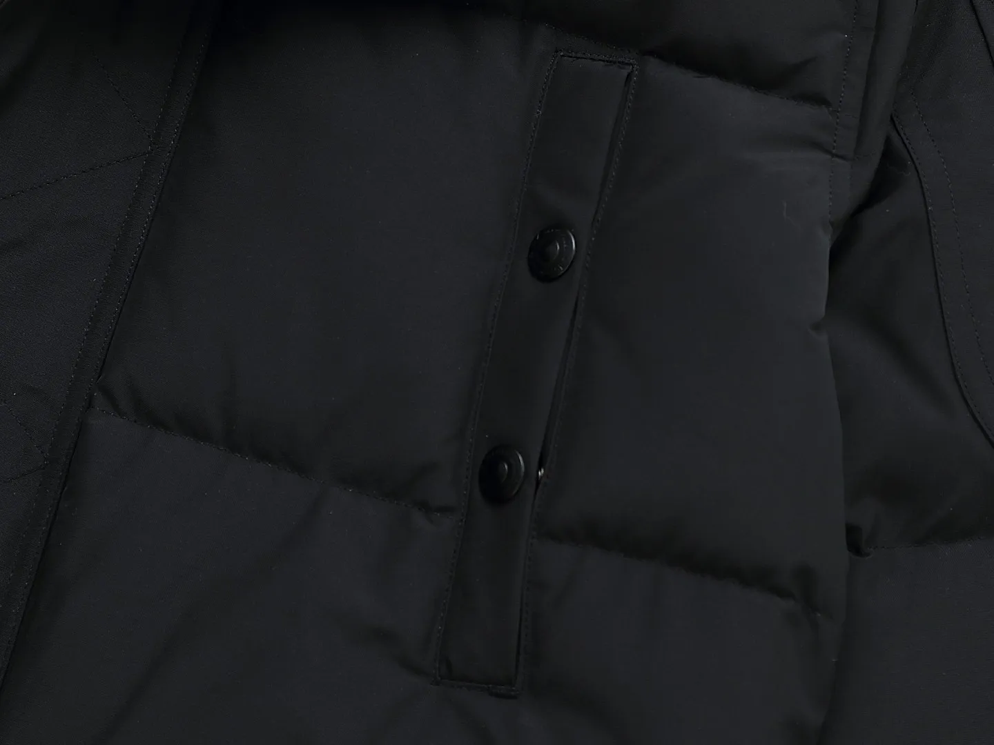 Moose knuckles/ 07 :Black Gray sizi： Moose knuckles . 2007 🇨🇦 ！ Premium ， 。 ， RMB 15000 ！ ，LOGO ✂️. ！ . ！ MONCLER/ Canada Goose/ ，Moose knuckles 2019 …… ✂️ 90% ， ！ ✂️ ， ! ✂️ YKK， ， ！ ✂️ ， . ！ ✂️ 3D ，